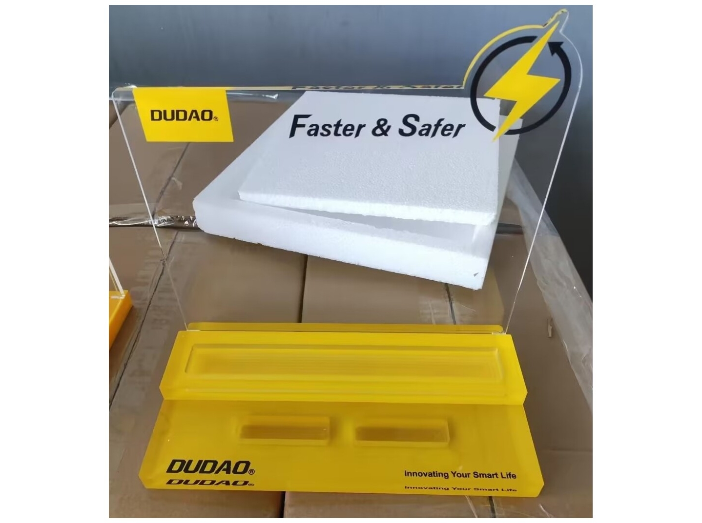 Dudao Table Display Powerbanks